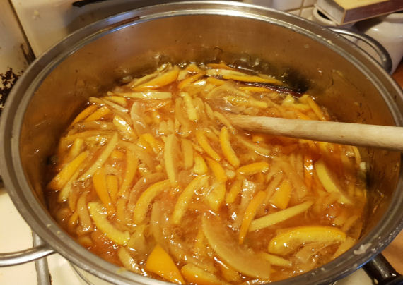 Xmas spiced marmalade